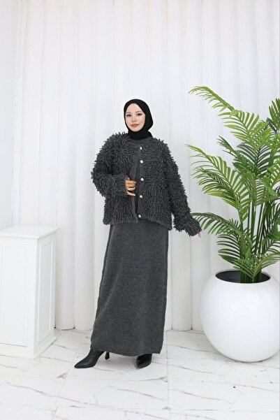 Kayaka triko Women's Shaggy Knit Sweater and Long Knit Skirt Hijab Set