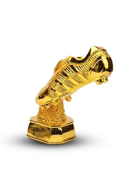 orima تمثال الحذاء الذهبي