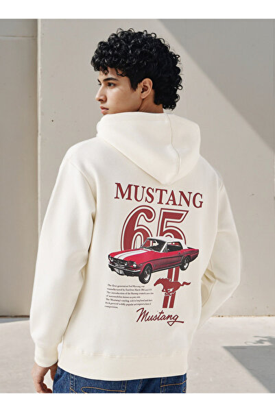 SP Characters Men Oversized Mustang Print Hoodie