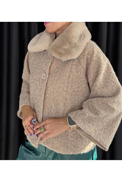 GÜLDEN KATRAN Kadın Kol Ve Yaka Kürk Detaylı Keçe Kaban