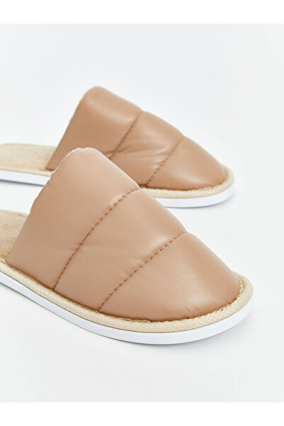 LC Waikiki εφέ δέρματος Γυναικείες παντόφλες εσωτερικού χώρου