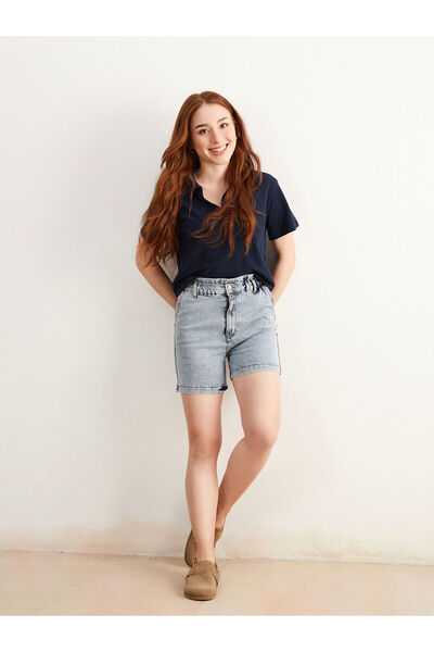 LC Waikiki Γυναικείο τζιν σορτς Blue Petite Standard Fit