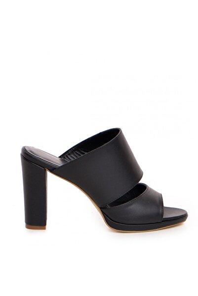 Vanilla Days Cameroon Black Leather Low Block Heel Mules