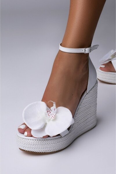Vanilla Days White Medea Genuine Leather Platform Sandals with Orchid Accessory