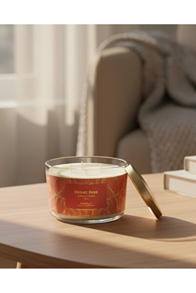 REDTAG شمعة فيلفيت روز بثلاثة فتائل (450 جرام)