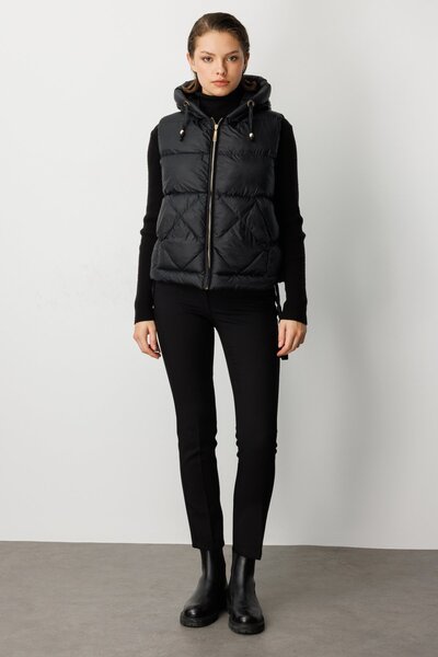 Ekol Hooded Puffer Vest