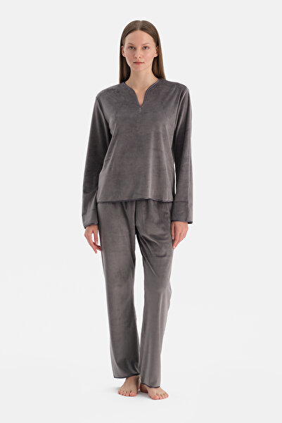 Dagi V-Neck Long Sleeve Velvet T-Shirt Pants Set