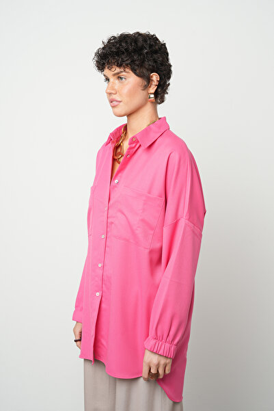 Orfeo Negro Women's Solid Color Single Pocket Oversized Cut Shirt