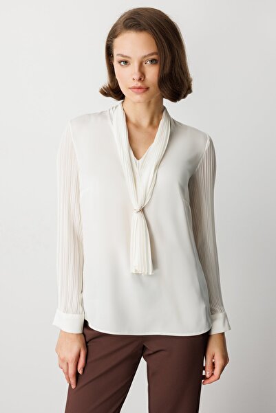 Ekol Blouse with Scarf Collar and Brooch Detail