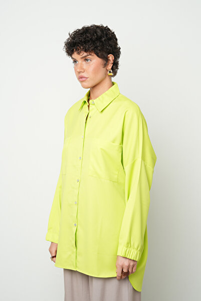 Orfeo Negro Women's Solid Color Single Pocket Oversized Cut Shirt