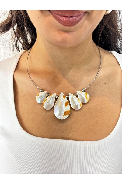 gemsartdeco Natulis almond necklace