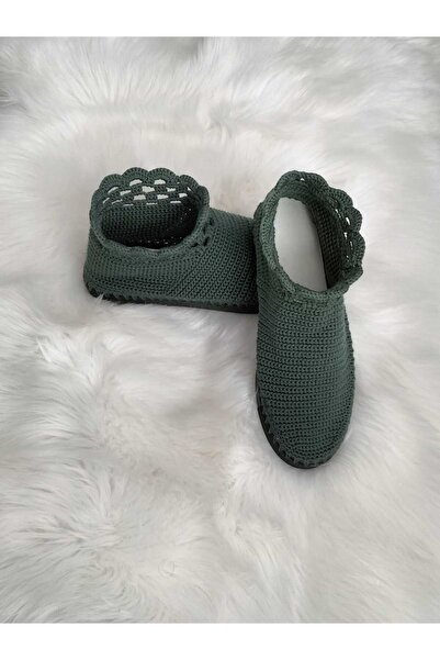 Magicraft2025 Hand crocheted boots in shades of khaki