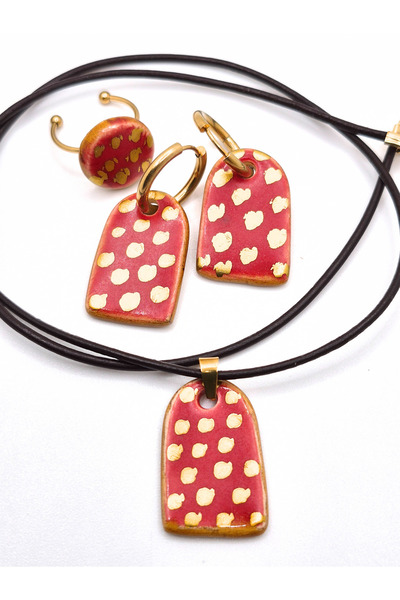 Pialuna Kırmızı Yılbaşı Temalı Seramik Küpe, Kolye ve Yüzük Set