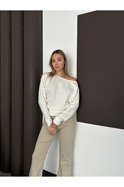 LE CARAMBOLE Women's Ecru One Shoulder Batwing Sleeve Modal Fabric Blouse