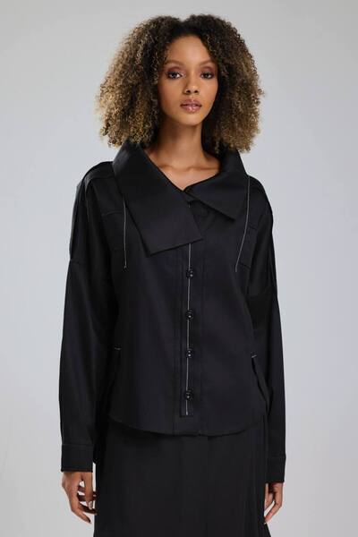 tw3 Γυναικείο πουκάμισο με λεπτομέρεια με ραβδώσεις με μανίκια νυχτερίδας