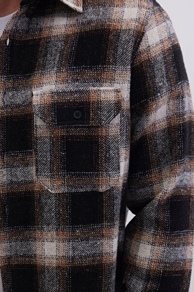 Tudors Men's Slim Fit slim fit double pocket flap sport collar plaid lumberjack shirt