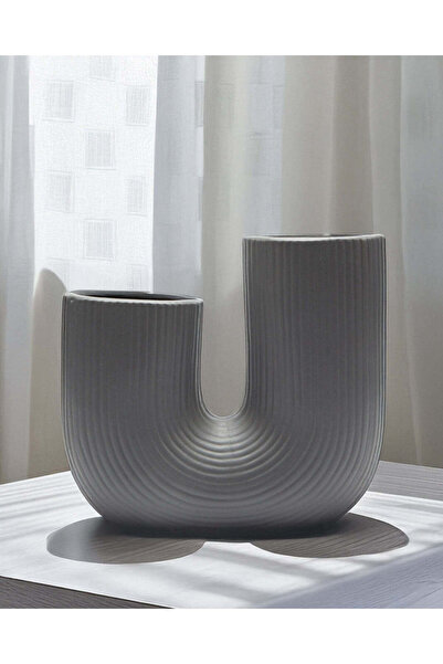 REDTAG Black Decorative Ceramic Vase