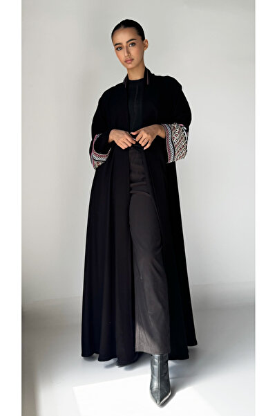 AYA - MW1744- Black abaya with embroidered sleeves