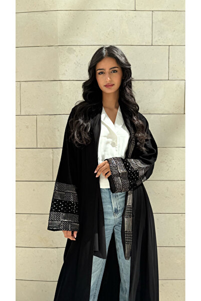 AYA - MW1748- Crepe abaya with added velvet sleeves