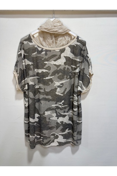 della moor Beige Italian Camouflage Pattern O Oversized Short Sleeve Blouse with Scarf