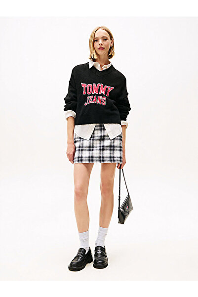 Tommy Hilfiger Varsity Logo V-Neck Jumper with Wool