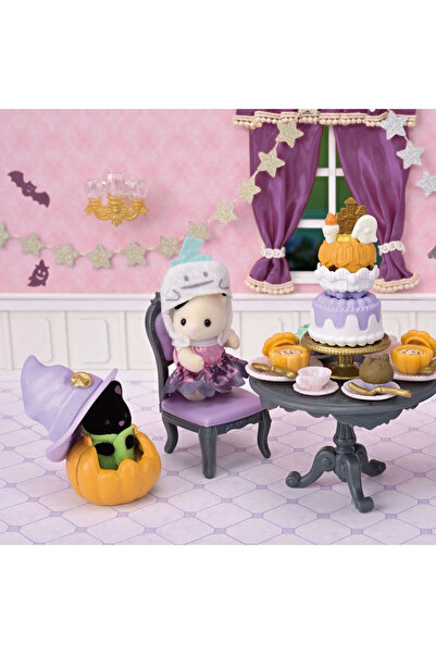 TOYFEST Sylvanian Families Halloween Surprise Party Set Persian Cat Girl Tuxedo Cat Doll Night Cat