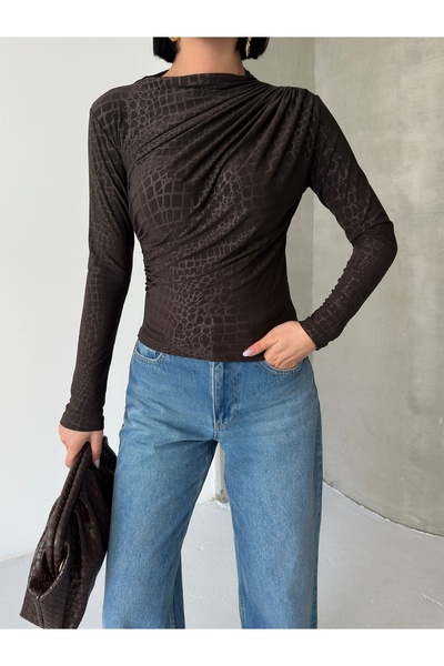 alenmoda Stretchy Sandy Fabric Half-Neck Crocodile Pattern Long Sleeve Blouse