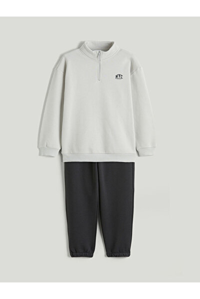 LC Waikiki Printed Boys' Sweatshirt and Sweatpants