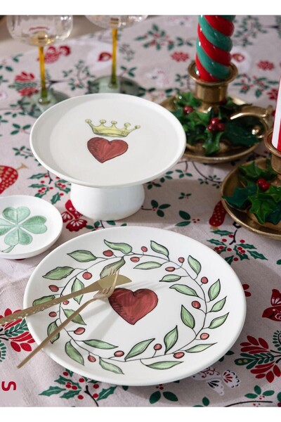 The Mia Luv Footed Serving Plate 10X19 cm