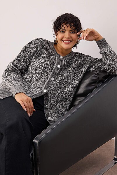 Trendyol Curve Black Button Detailed Soft Textured Patterned Jacket-Looking Knitwear Cardigan Tbbaw26Av00022