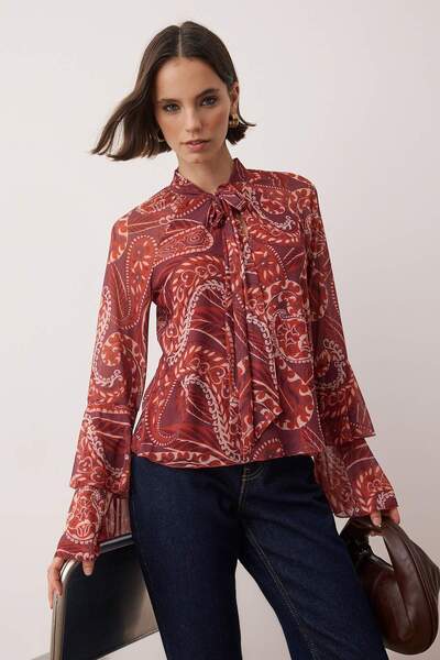 Trendyol Collection Shawl Patterned Ruffled Scarf Detailed Tulle Flexible Regular Knitted Blouse Twoaw26Bz00321