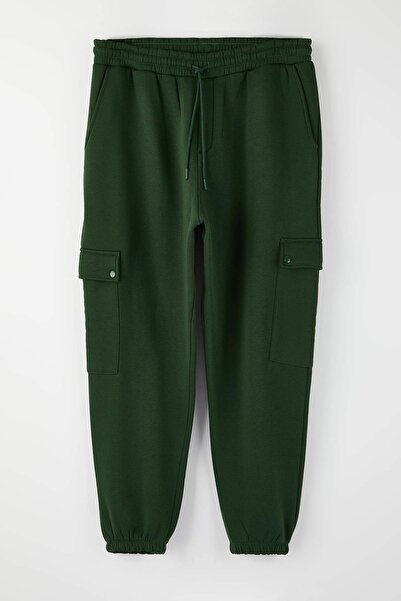 Trendyol Collection Plus Size Khaki Oversize/Wide Cut Cargo Pocket Thick Rubber Leg Sweatpants Tmnaw25Aj00002