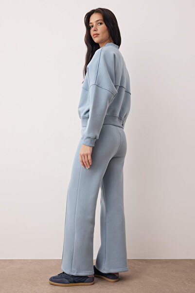 Trendyol Collection Μπλε κανονικό σετ φόρμας με φερμουάρ με φαρδύ πόδι/πλεκτό φόρμα TWOAW26EM00016