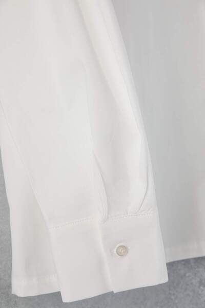 Trendyol Curve Premium Ecru Baby Collar Long Sleeve Plus Size Shirt Tbbaw26Ax00015