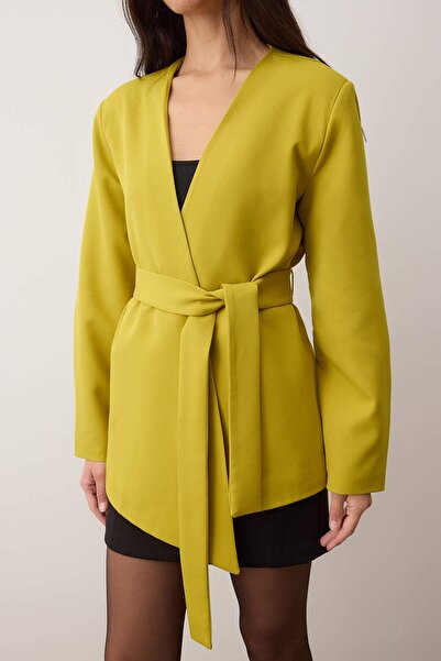 Trendyol Collection Оливковозелено сако с двойно закопчаване и детайлна тъкан TWOSS25BC00031