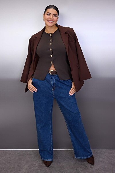 Trendyol Curve Πλεκτό γιλέκο σε σκούρο καφέ χρώμα με λεπτομέρεια από χρυσό κουμπί TBBSS25BH00015