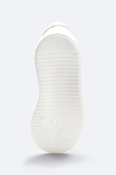 Avva Men's White 100% Leather Flexible Sole Lightweight Casual Shoes A52Y8016