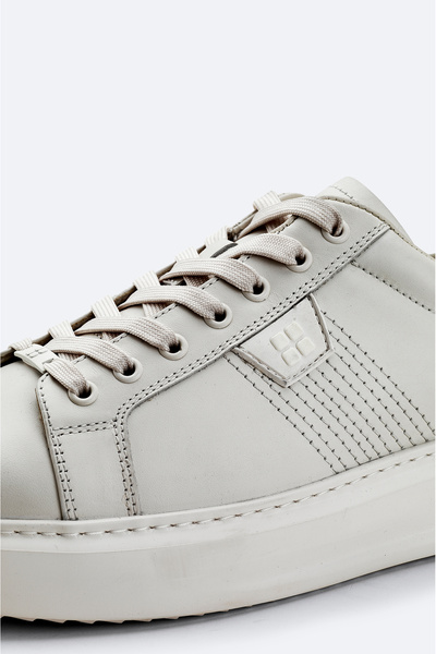 Avva Men's White 100% Leather Flexible Sole Lightweight Casual Shoes A52Y8016