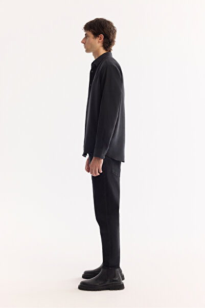 Avva Men's Black Buttoned Collar Soft Touch Regular Fit Shirt A52Y2061