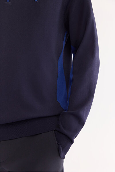 Avva Men's Navy Blue Stand Collar Zippered Rayon Non-Pilling Knitwear Regular Fit Sweater A52Y5020