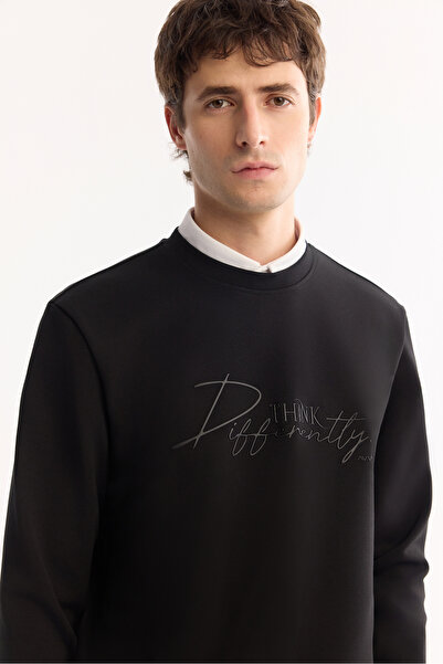 Avva Ανδρικό μπλουζάκι με λαιμόκοψη μαύρο βαμβακερό Bi-Stretch με τύπωμα Regular Fit A52Y1264