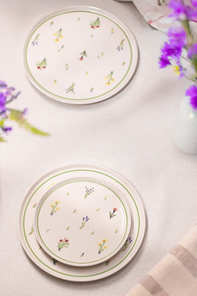 Rakle Botanical Ceramic 4-Piece Cake Plate Set 20 cm