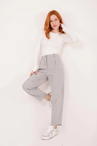 modamtn    Gray Trousers with Closure Pocket Detail