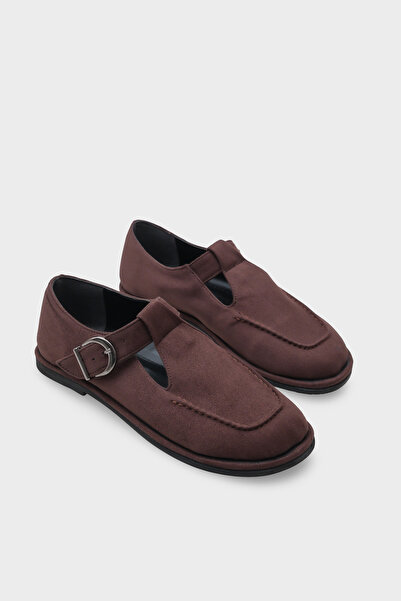 Capone Outfitters Bryna Banded Buckle Loafer