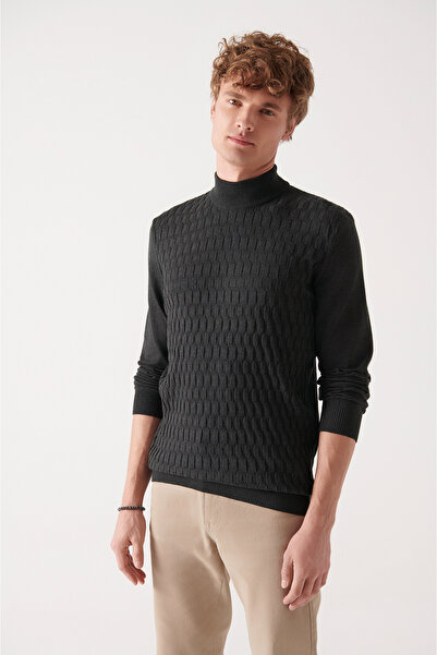 Avva Anthrazitfarbener Herrenpullover mit strukturierter Vorderseite E005106