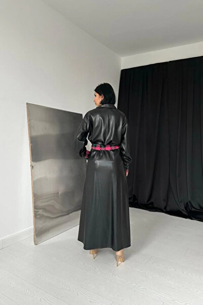 trend_ermege Leather Suit with Black Garnished Skirt