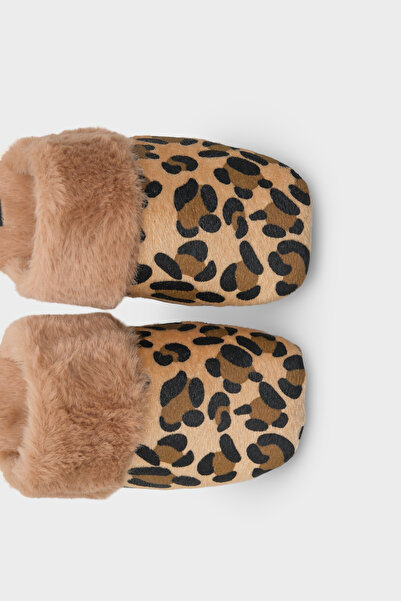 Capone Outfitters Elyse Women's Closed Gondola Furry Slippers