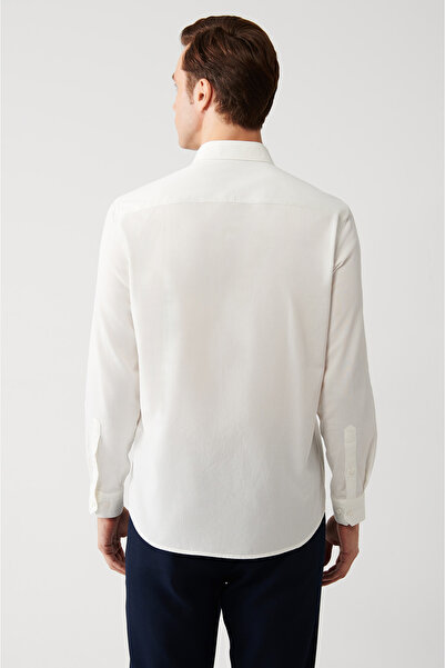 Avva Erkek Ekru Düğmeli Yaka Kadife Regular Fit Gömlek E002004
