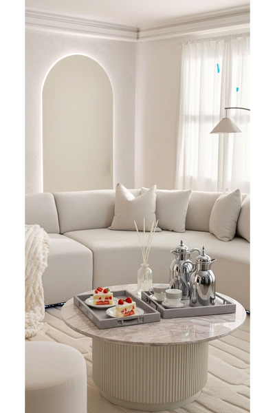 Generic Elegant hospitality set - two tumblers and two trays with a luxurious design