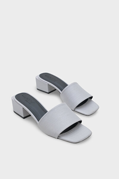 Capone Outfitters Cathleen Blunt Toe Mid-Heeled Satin Women's Slippers